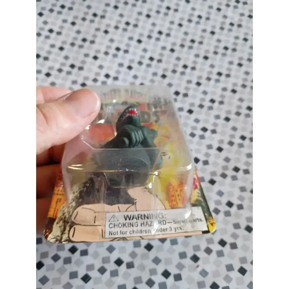 GODZILLA Creepy Classics King of The Lizards Finger Puppet 2006 New On Card